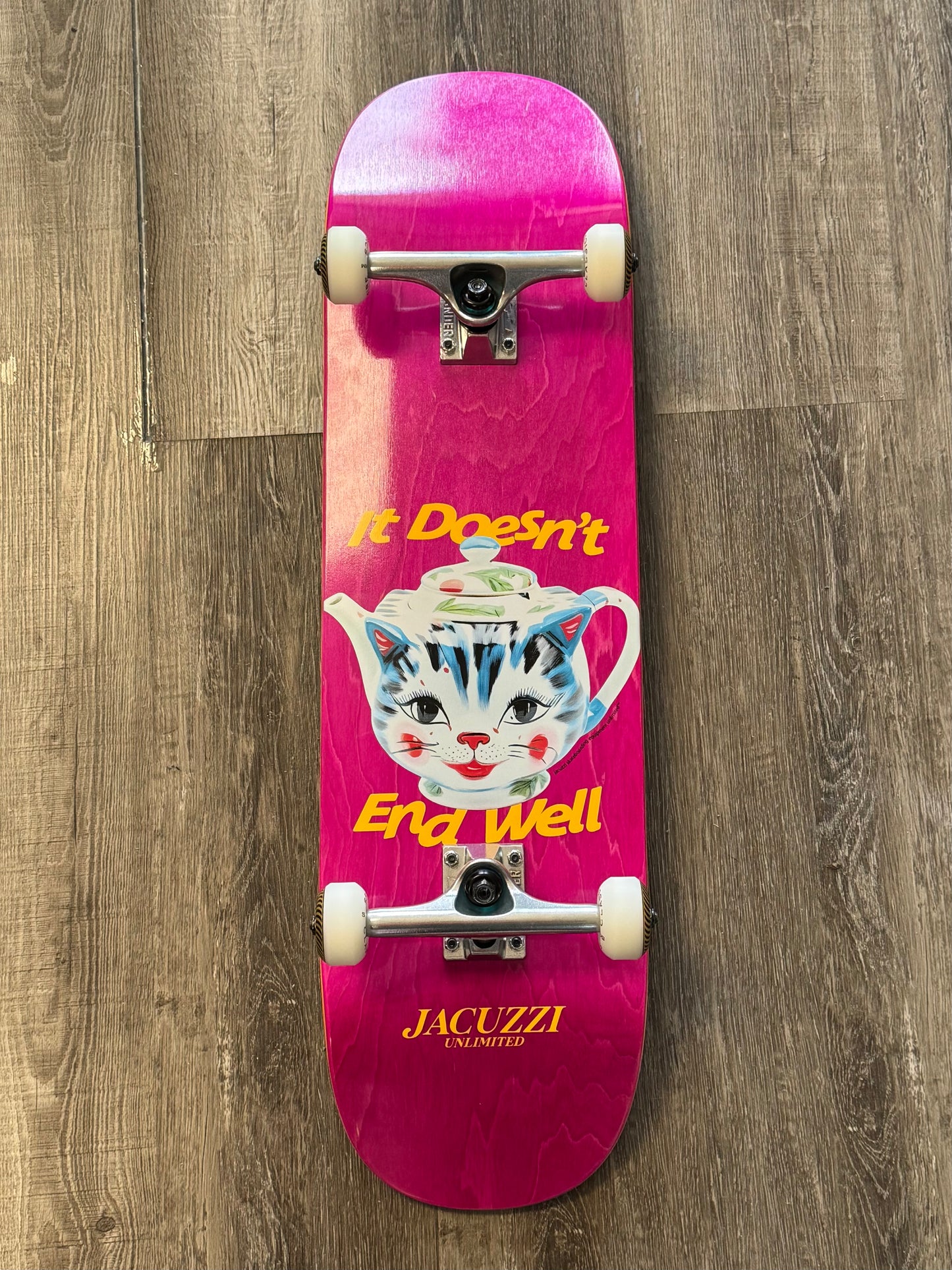 Jacuzzi Tea Pot 8.5" Skateboard Complete