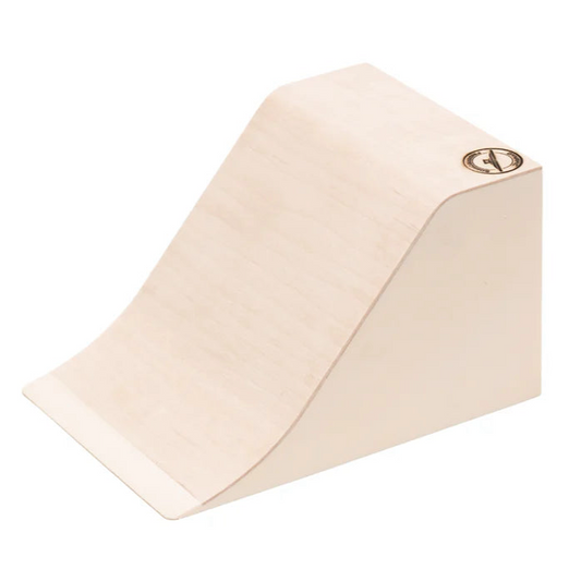 Dynamic Steep Bank Fingerboard Obstacle