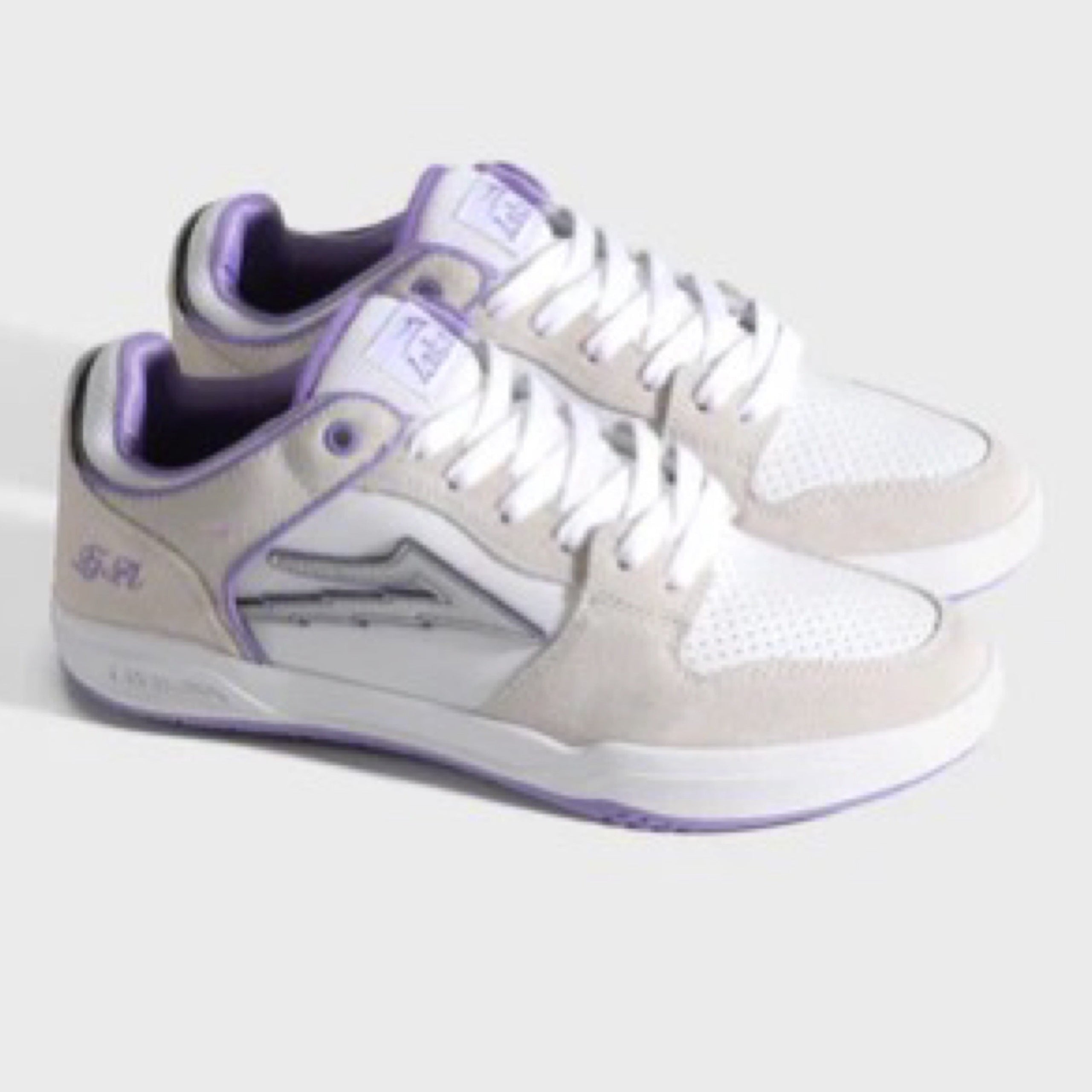 ラブリー Lakai Telford Low “Gabryel” Skateboard Shoes – SKATE 618