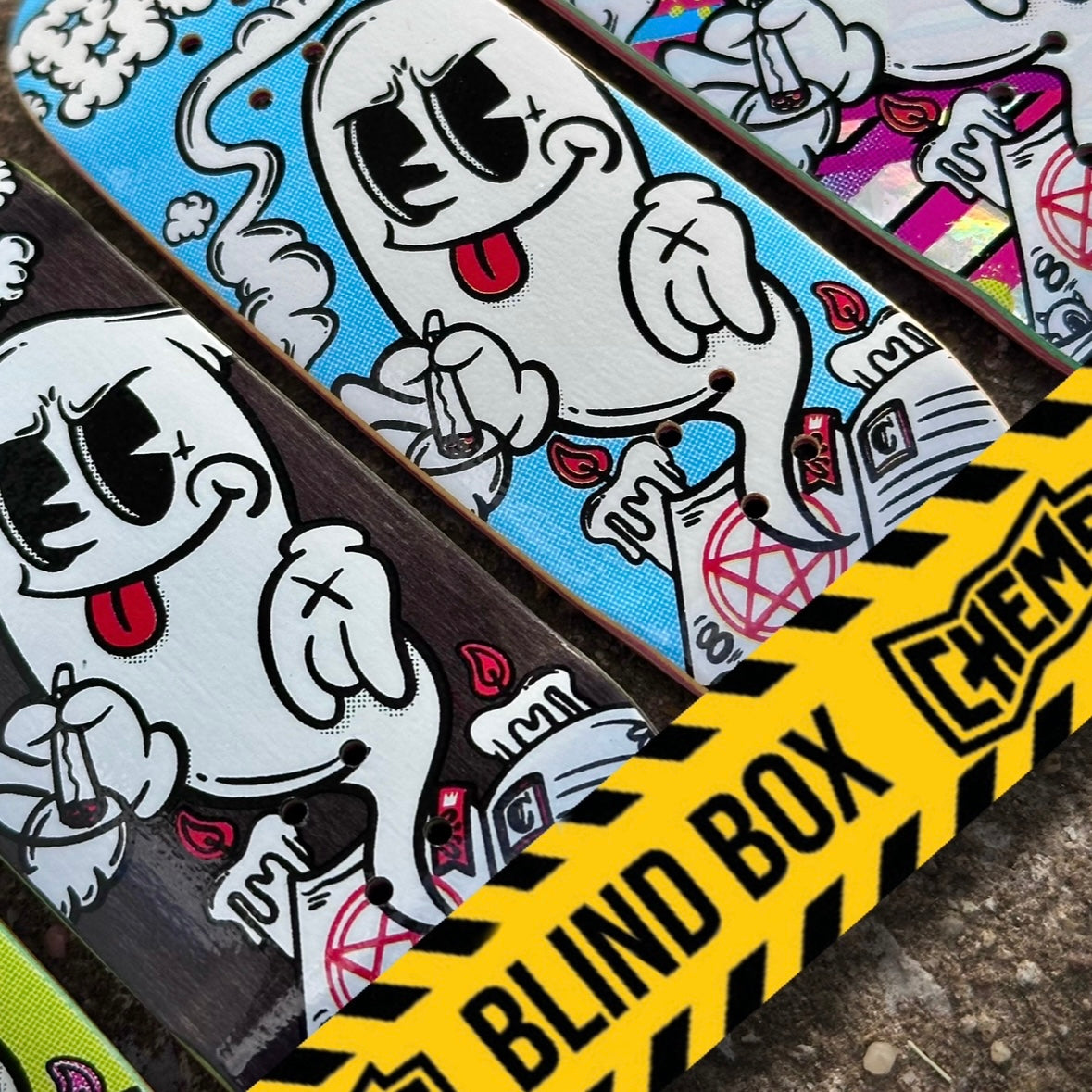 Chems PEEL & REVEAL “Ocho Boo” BLIND BOX Fingerboard Deck