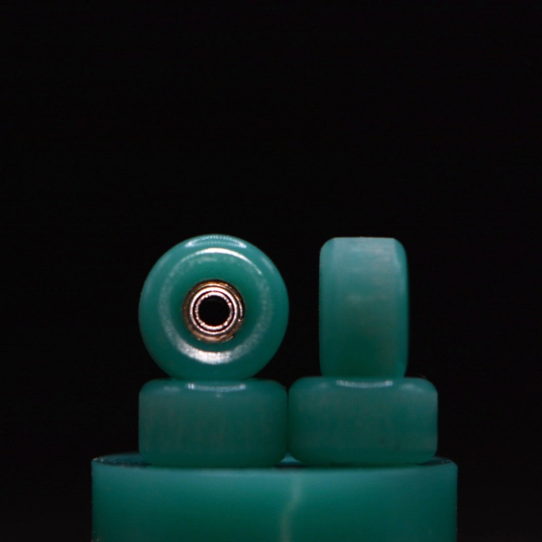 Wysocki “Side Set Conical” Mint Green Fingerboard Wheels